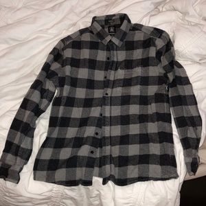worn once volcom flannel